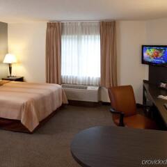 Отель Candlewood Suites Columbus Airport США, Гаханна - отзывы, цены и фото номеров - забронировать отель Candlewood Suites Columbus Airport онлайн удобства в номере