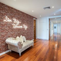 Отель Tonson Residence B Boutique спа