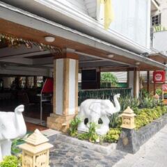 Отель Royal Ivory Sukhumvit Nana By Compass Hospitality Бангкок фото 2