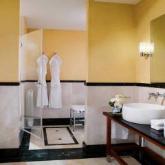 Отель The Westin Palace, Milan ванная