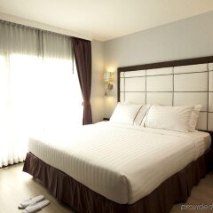 Отель Sukhumvit Suites Бангкок