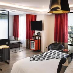 Terrass'' Hotel Montmartre by MH 4* Люкс с различными типами кроватей фото 15
