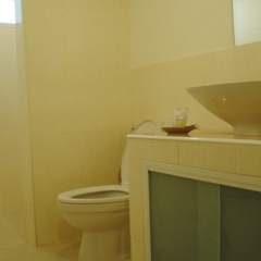 Апартаменты South Hill Apartment Pattaya ванная