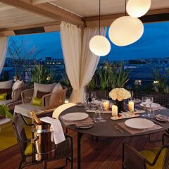 Отель Mandarin Oriental Paris балкон