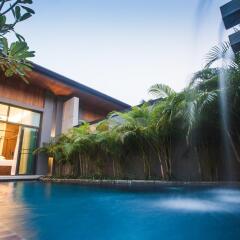Отель Two Villas Holiday Phuket Onyx Style Nai Harn Beach спа