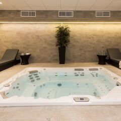 Отель Odalys City Paris Montmartre Париж бассейн