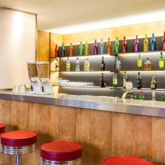 Ibis Coimbra Centro Hotel Коимбра гостиничный бар