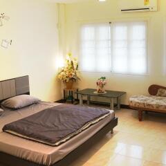 Wake Up Hostel Bangkok Бангкок комната для гостей
