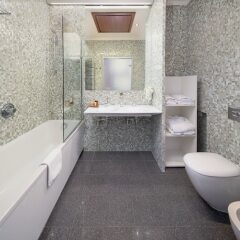 Отель City Park Hotel & Residence Польша, Познань - отзывы, цены и фото номеров - забронировать отель City Park Hotel & Residence онлайн ванная