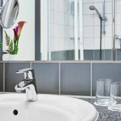 Отель IntercityHotel Düsseldorf ванная
