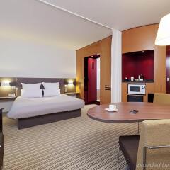 Отель Novotel Suites Cannes Centre комната для гостей фото 4