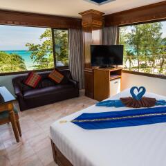 Grand Blue Hotel комната для гостей фото 4
