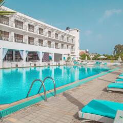 Sveltos Hotel бассейн фото 2