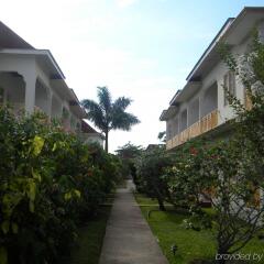 Отель Coral Seas Beach Resort фото 7