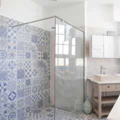 Отель Tour Maubourg - Eiffel Tower Apartment Франция, Париж - отзывы, цены и фото номеров - забронировать отель Tour Maubourg - Eiffel Tower Apartment онлайн ванная