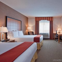 Отель Holiday Inn Express Hotel & Suites Calgary S-Macleod Trail S, an IHG Hotel Канада, Калгари - отзывы, цены и фото номеров - забронировать отель Holiday Inn Express Hotel & Suites Calgary S-Macleod Trail S, an IHG Hotel онлайн удобства в номере