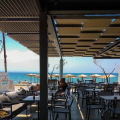 Meliton Inn Hotel & Suites питание