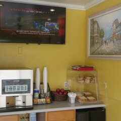 Отель Friendship Motor Inn США, Лос-Анджелес - отзывы, цены и фото номеров - забронировать отель Friendship Motor Inn онлайн питание