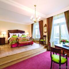 Fairmont Hotel Vier Jahreszeiten комната для гостей фото 4