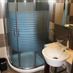 Hotel Leonardo in Durres, Albania from 98$, photos, reviews - zenhotels.com bathroom photo 3