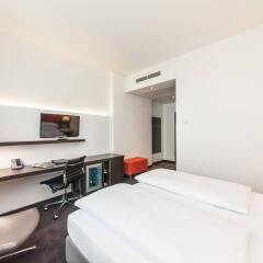 Select Hotel Berlin The Wall комната для гостей фото 3