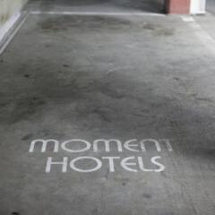 Отель Moment Hotels Мальме парковка