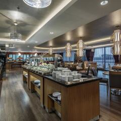 Отель DoubleTree by Hilton Istanbul Topkapi питание фото 2