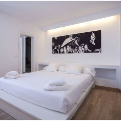 Отель Cheap & Chic Hotel Испания, Сьюдадела - отзывы, цены и фото номеров - забронировать отель Cheap & Chic Hotel онлайн комната для гостей