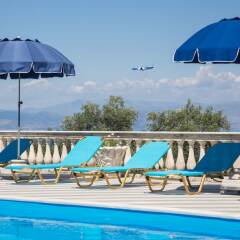 Апартаменты Brentanos Apartments ~ A ~ View of Paradise бассейн фото 3