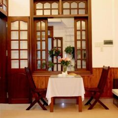 Отель Green Grass Homestay питание