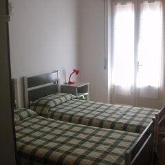 Отель Albergo Ristorante Pizzeria Bellavista Италия, Каренно - отзывы, цены и фото номеров - забронировать отель Albergo Ristorante Pizzeria Bellavista онлайн комната для гостей фото 4
