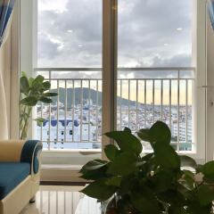 Отель Diamond Sea Apartment Вьетнам, Вунгтау - отзывы, цены и фото номеров - забронировать отель Diamond Sea Apartment онлайн балкон