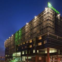 Отель Holiday Inn Belgrade, an IHG Hotel Сербия, Белград - отзывы, цены и фото номеров - забронировать отель Holiday Inn Belgrade, an IHG Hotel онлайн вид на фасад