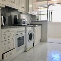 Отель Rentcostadelsol Apartamento Fuengirola - Doña Sofía 5E Фуэнхирола в номере