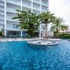 Worita Cove Hotel На Чом Тхиан бассейн