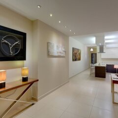 Апартаменты Luxury Apartment, Prime Location in St Julians Сан Джулианс комната для гостей фото 3