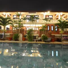 Hoi An Salute Hotel & Villa бассейн