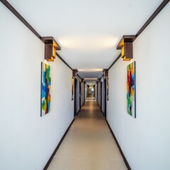 Ratana Apart Hotel at Chalong интерьер отеля