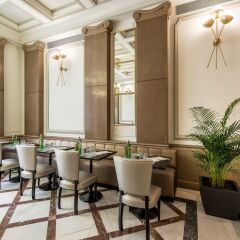Отель Vincci The Mint