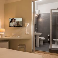 Отель Crossroad Hotel Италия, Рим - отзывы, цены и фото номеров - забронировать отель Crossroad Hotel онлайн ванная фото 2