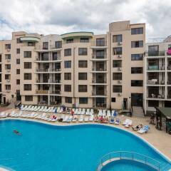 Апартаменты One Bedroom Apartment with Balcony бассейн фото 2