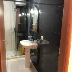 Апартаменты Sunny Bliss Apartments with Seaview Дуррес ванная
