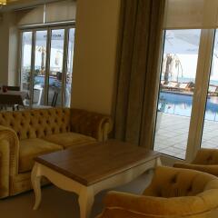 Palace Hotel And Spa Дуррес комната для гостей
