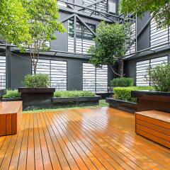 Отель Holiday Inn Express Bangkok Siam бассейн