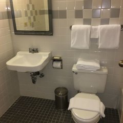 Harmon Loop Hotel in Dededo, Guam from 121$, photos, reviews - zenhotels.com bathroom
