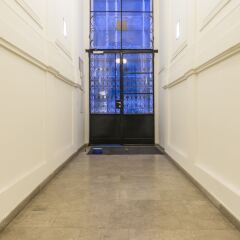 Отель Luxus Maisonette Liechtenstein by Welcome2Vienna Австрия, Вена - отзывы, цены и фото номеров - забронировать отель Luxus Maisonette Liechtenstein by Welcome2Vienna онлайн спортивное сооружение