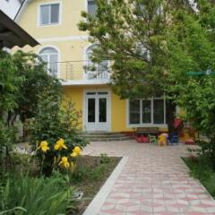 Гостиница 98 Kati Solovyanovoy Guest House в Анапе отзывы, цены и фото номеров - забронировать гостиницу 98 Kati Solovyanovoy Guest House онлайн Анапа