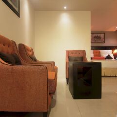 Oakspring Hotel & Luxury Suites интерьер отеля фото 2