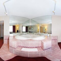 Отель Quality Inn & Conference Center Franklin бассейн