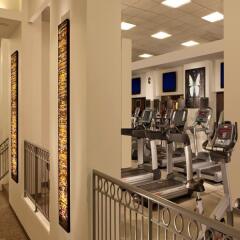 Отель The Capital Hilton фитнесс-зал фото 4